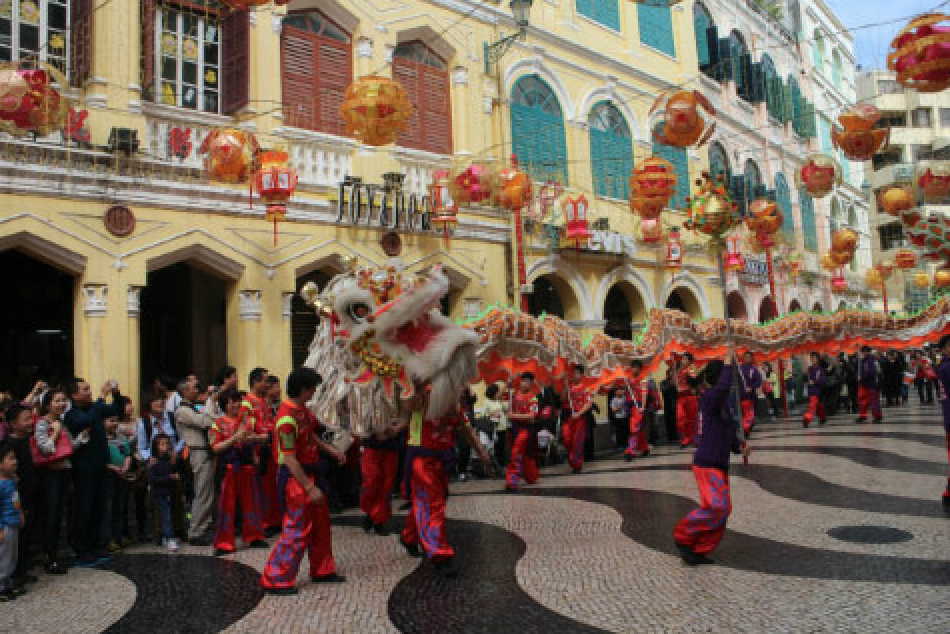 Chinese new year celebration at Largo do Senado